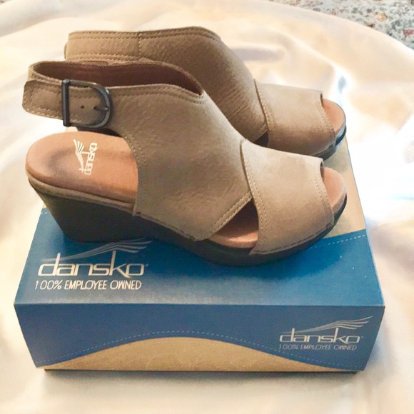 dansko vanda wedge sandal